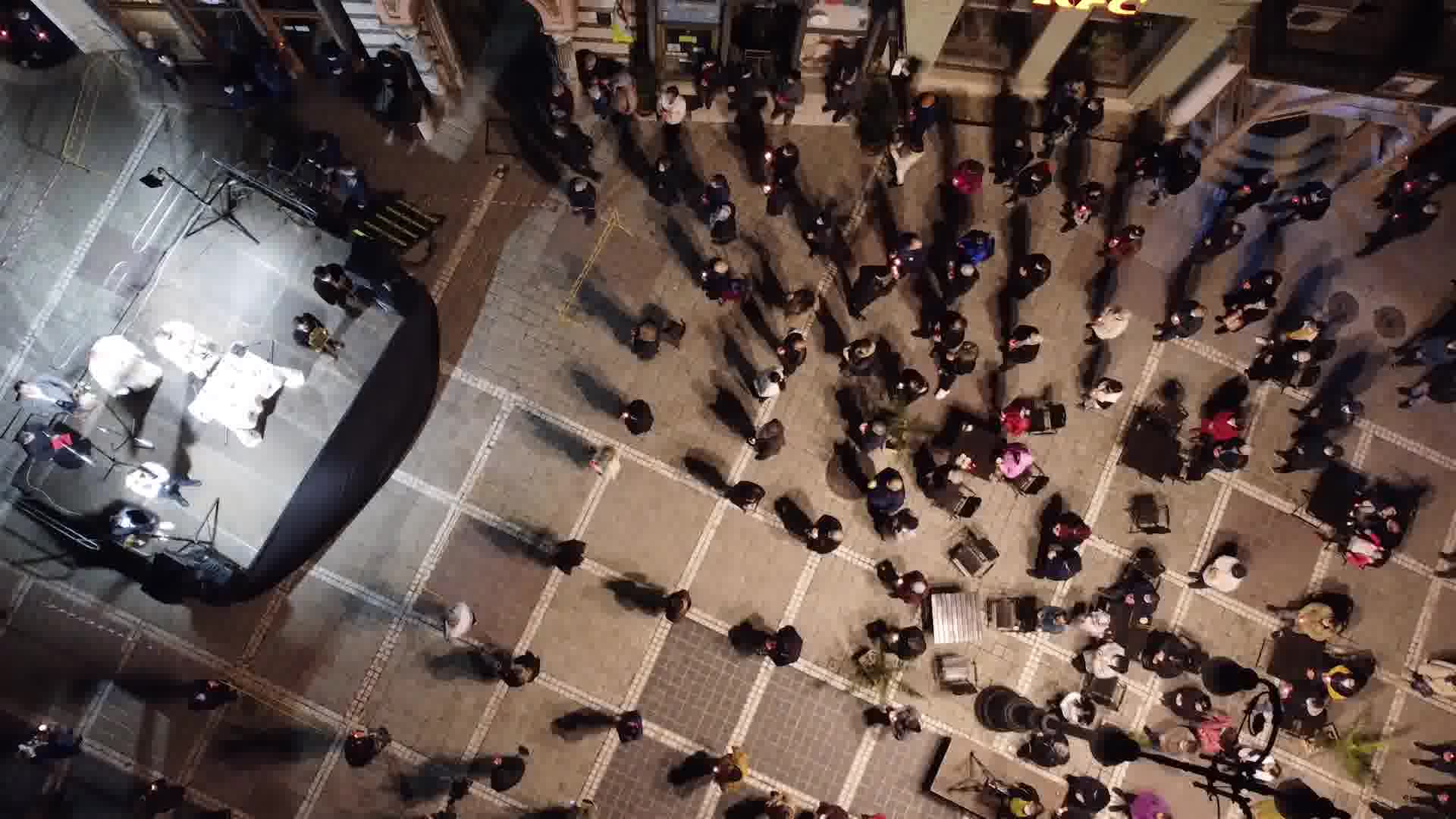 FOTO Brașovenii, exemplu național - Imagini impresionante de la Slujba de Înviere