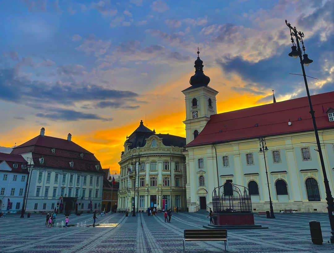 sibiul, printre destinaţiile preferate ale românilor pentru city-break-uri de toamnă