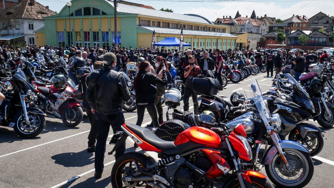 VIDEO FOTO: Campanie de conștientizare la Sibiu - ”Și motocicliștii există în trafic”