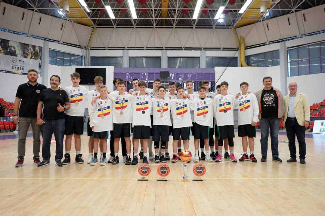 VIDEO Alpha Sport Team Sibiu, noua campioană a României la U14 - Felicitări băieți!