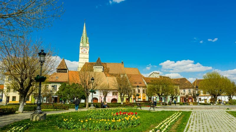 atelier de caligrafie organizat la biblioteca municipală mediaș