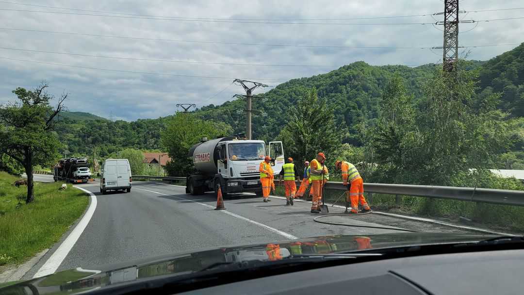 restricţii de circulaţie pe a1 sibiu - deva, pentru înlocuirea parapetului median