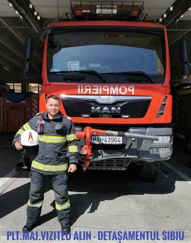 Eroi și în timpul liber - Marius Streza și Alin Viziteu au intervenit la un accident și la un incendiu