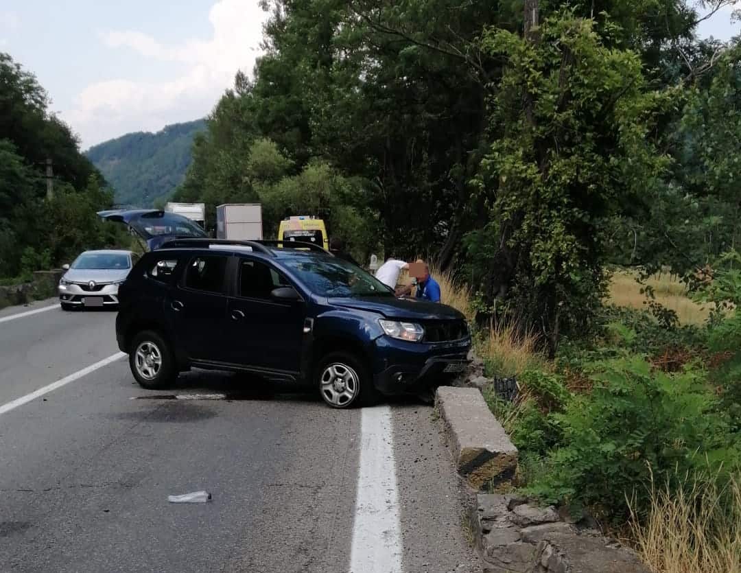 accident pe dn7 la călinești - o persoană rănită