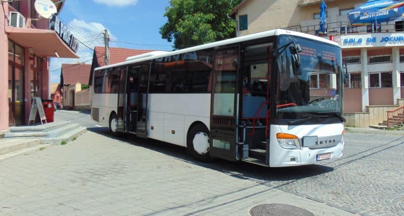 Rășinărenii vor face naveta la Sibiu cu două autobuze moderne