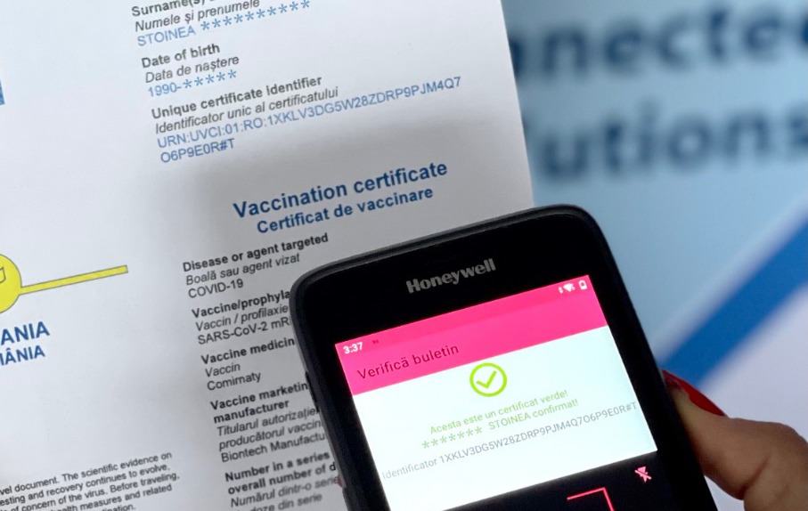 Sibienii de la vaccin.live lansează tehnologia de scanare pentru certificatele de vaccinare