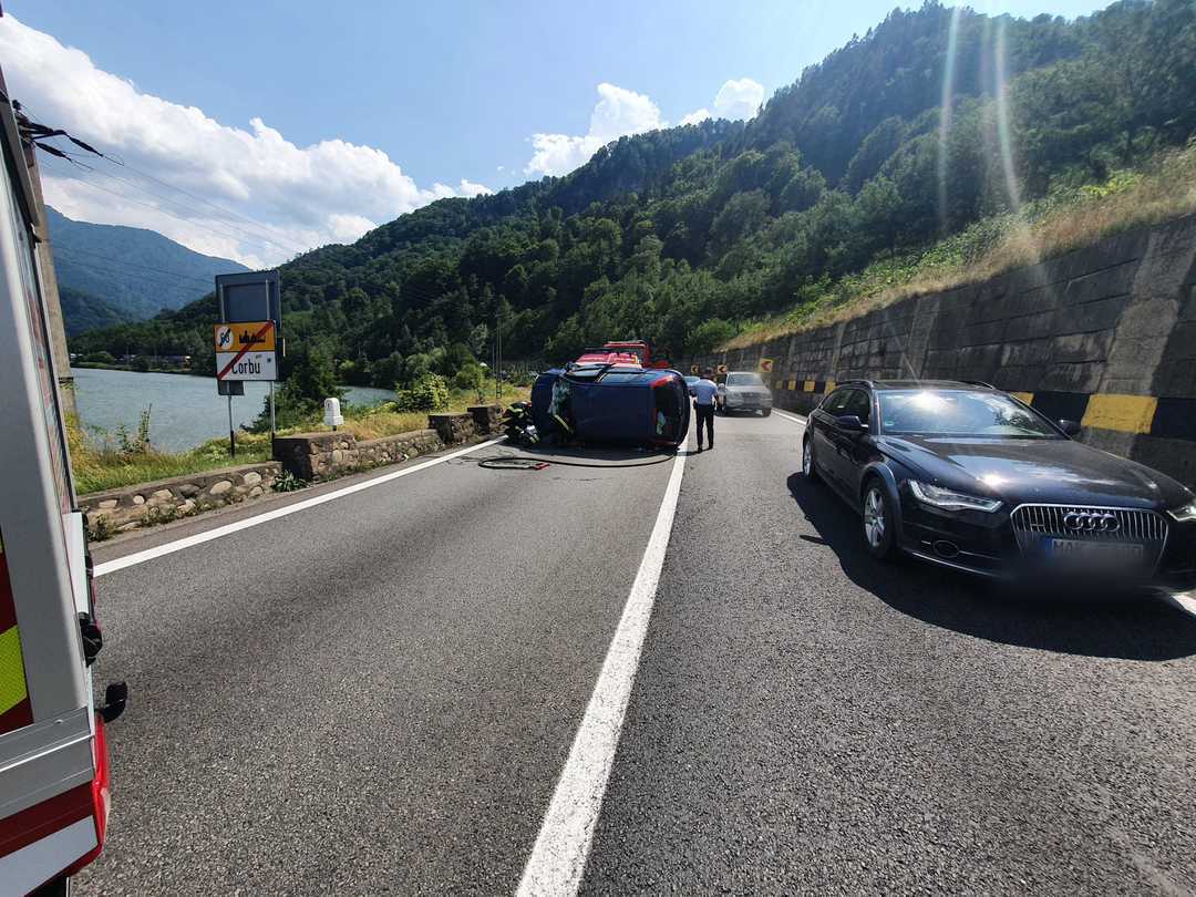 accident pe valea oltului – cel puțin o persoană rănită