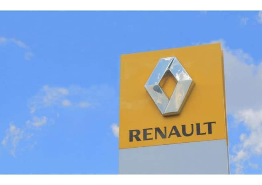 renault își concediază angajații și recrutează persoane specializate pe producția de mașini electrice