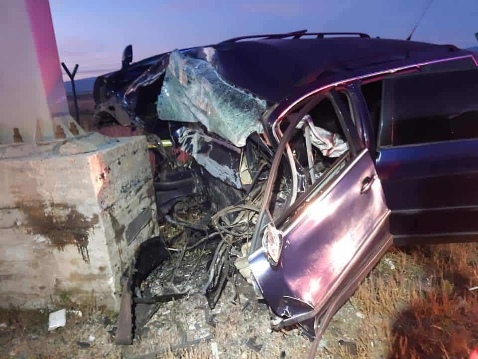 accident mortal la sibiu - o femeie a intrat cu mașina într-un stâlp