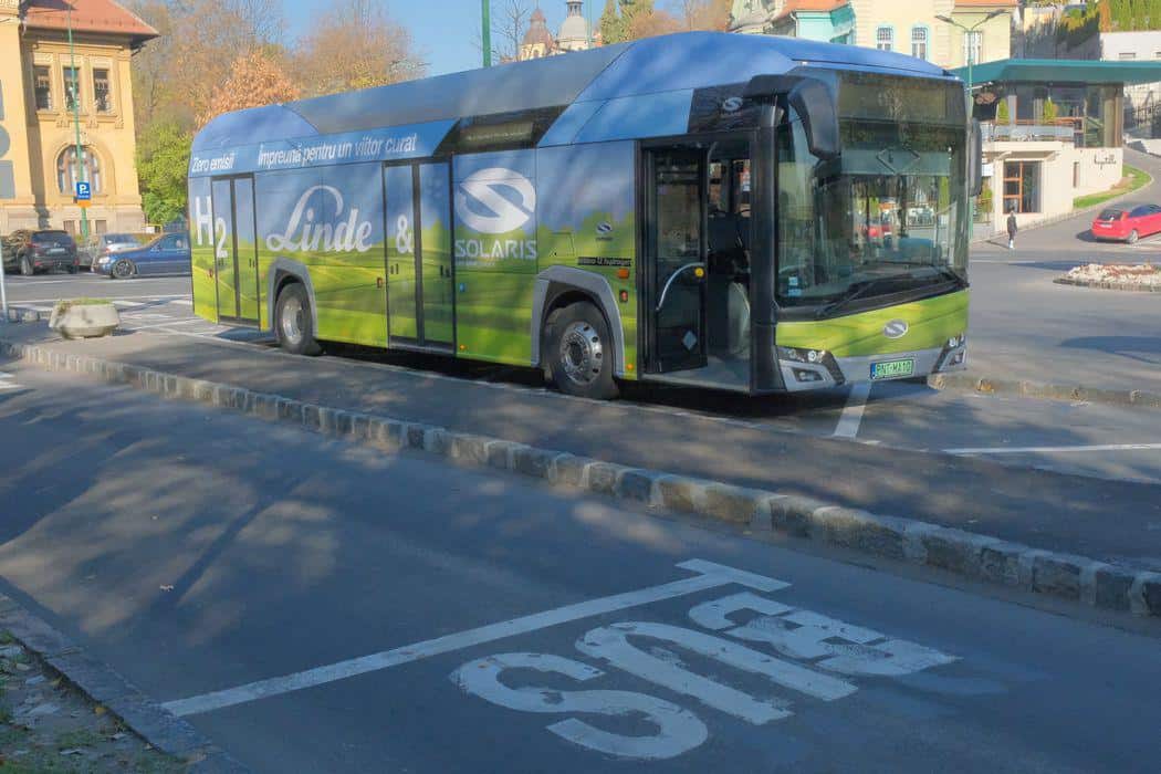 video primul autobuz pe hidrogen a fost adus în țară și este testat