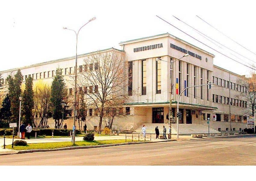 studenții universității lucian blaga din sibiu trec în online din cauza numărului mare de infectări cu covid-19