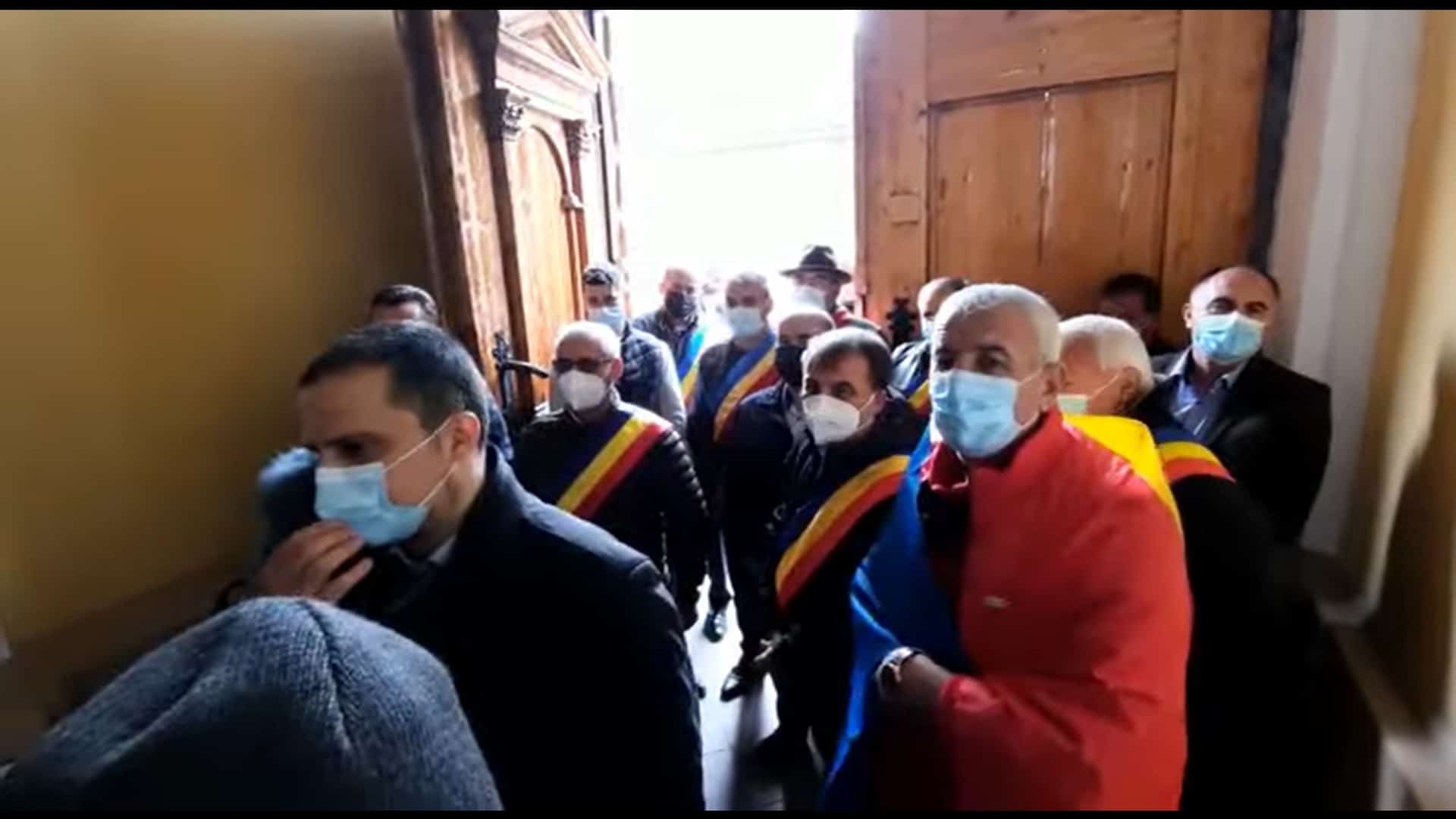 primarii psd au cerut socoteală prefectului de sibiu pentru că nu au primit bani de la guvern