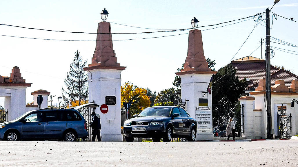 program special în săptămâna mare, de florii şi de paşte la cimitirul municipal sibiu. acces gratuit pentru autoturisme