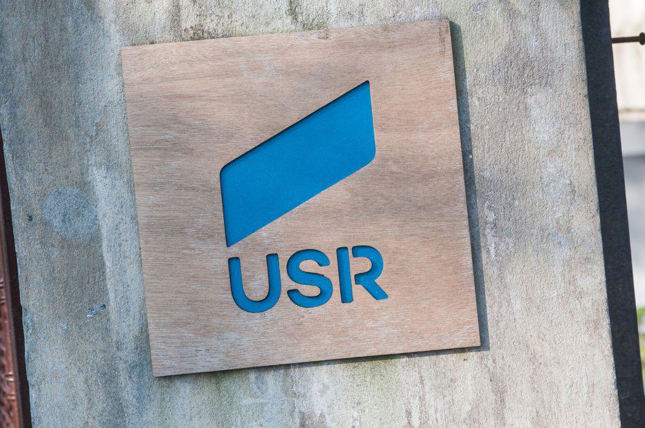 usr sibiu cere explicaţii de la astrid fodor după ce tursib a trecut din administrarea consiliului local în a primăriei