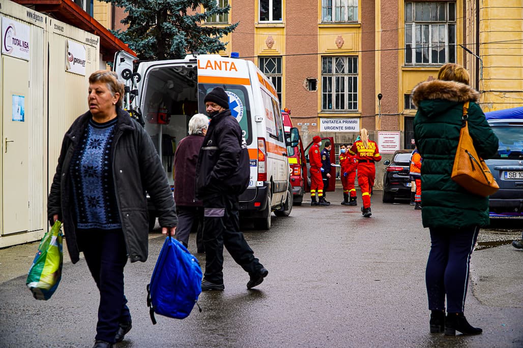 bilanț covid, sâmbătă în românia - peste 2.000 de cazuri noi și 24 de morți