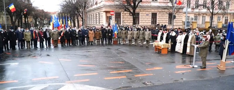 VIDEO Politicieni și câțiva sibieni la ceremonia de 1 decembrie de la Sibiu - ”Să trecem cu bine peste această perioadă”