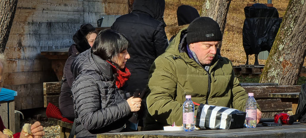 video foto ziua națională în muzeul în aer liber, cu varză călită, fasole bătută și cârnați - ”la mulți ani, românia!”