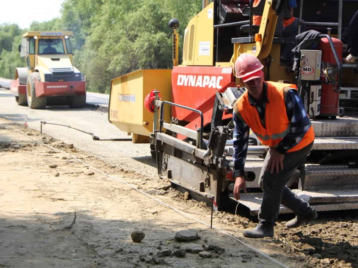 Drumarii fac scandal - "Nu putem repara drumurile în ritmul în care le distrug transportatorii"