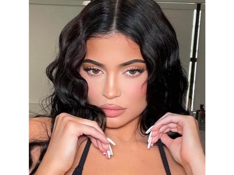 influencerița kylie jenner, cea mai urmărită femeie de pe instagram