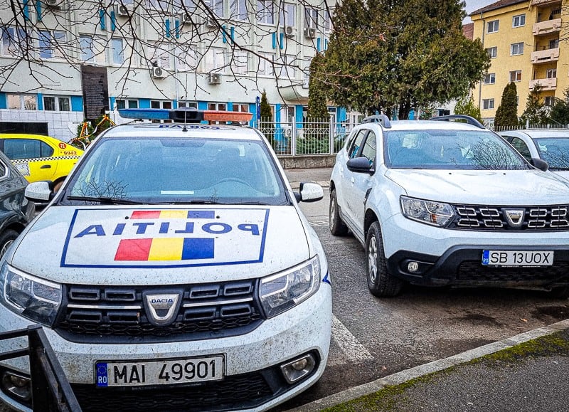 cazul autospecialei furate de la ipj sibiu - doi polițiști au fost dați afară