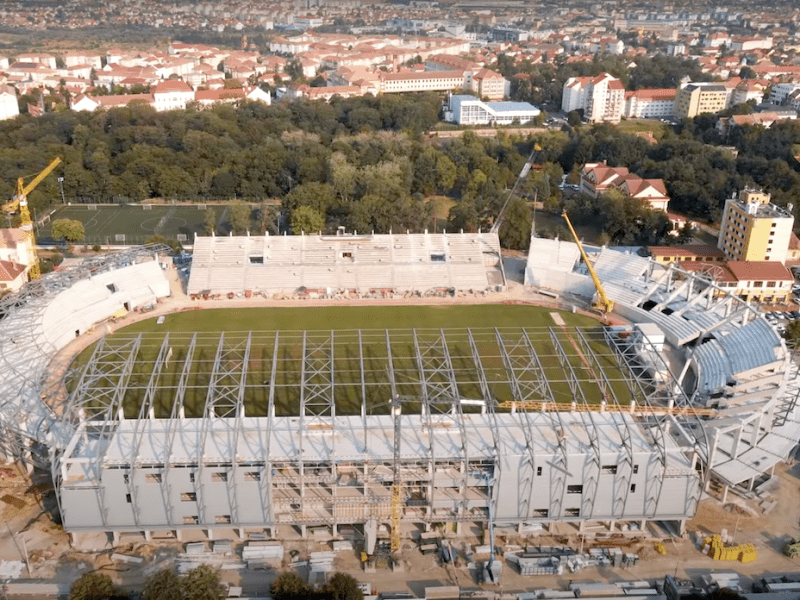 lucrările la stadionul “municipal”, gata la finalul lui august - fodor: “primul meci va fi un amical. așteptăm naționala româniei la sibiu”