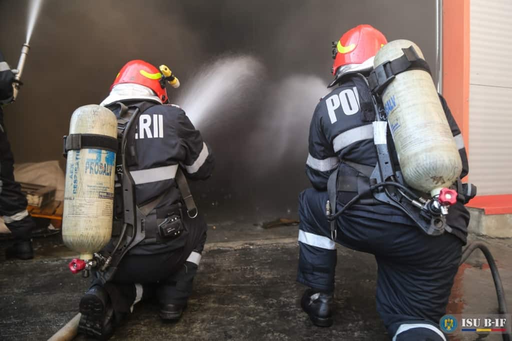 video un bărbat a murit în seara de revelion după ce a adormit cu țigara aprinsă