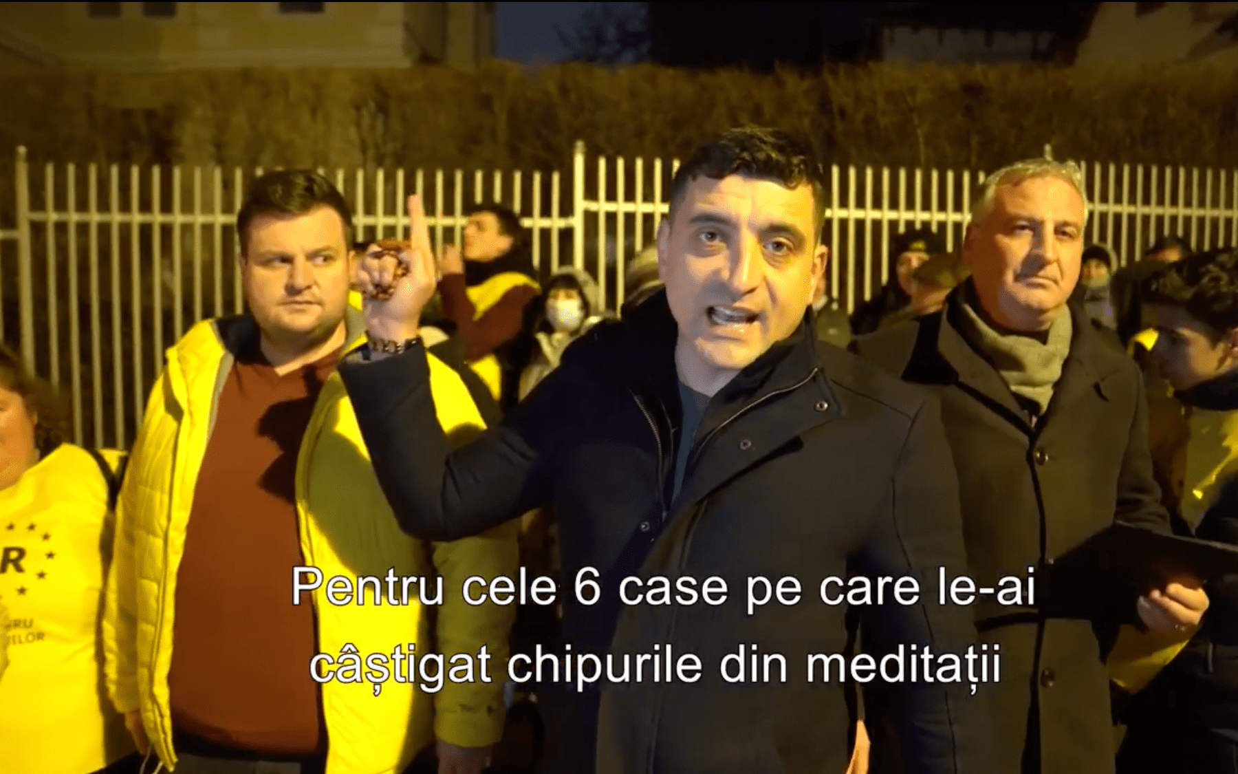 video: george simion de la aur, protest acasă la iohannis - „o să plătești pentru cele șase case câștigate din meditații”