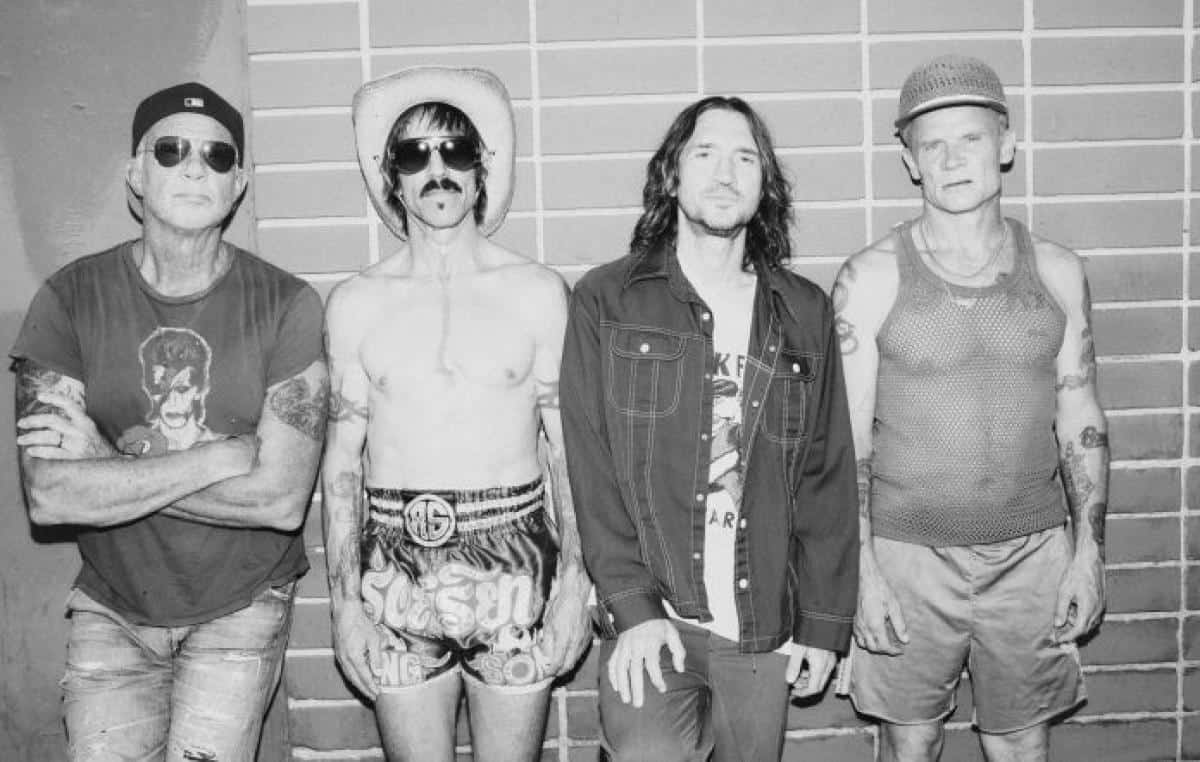 red hot chili peppers lansează un nou album - "unlimited love"