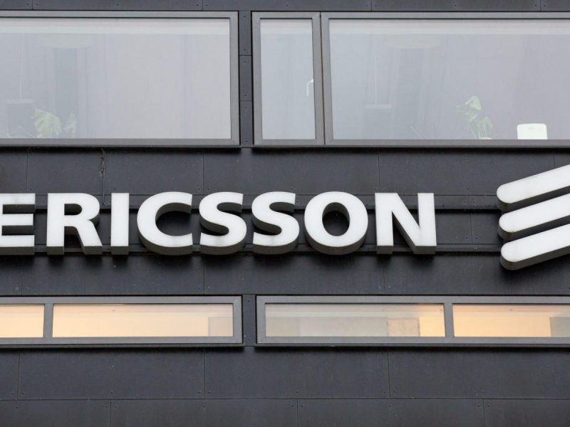 acţiunile ericsson au scăzut dramatic după ce s-a aflat că producătorul este implicat într-un caz de luare de mită