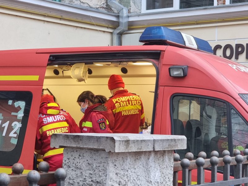 video: incendiu la cantina colegiului “octavian goga” din sibiu - mai multe persoane evacuate