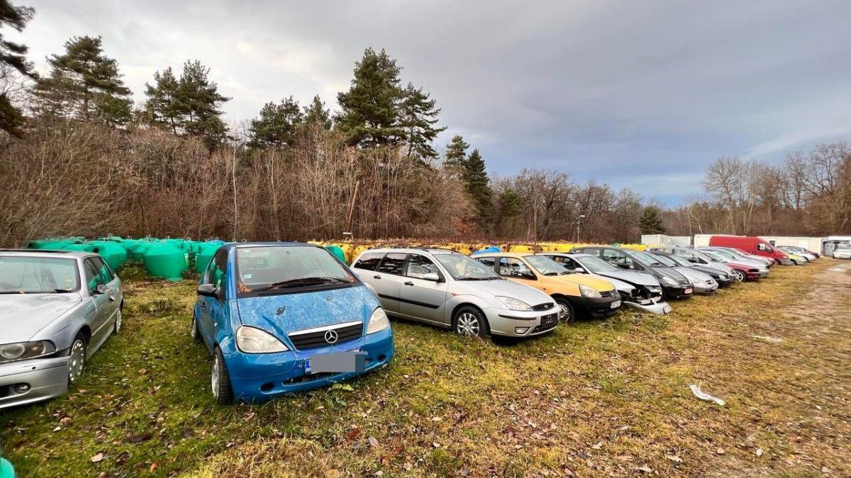 primăria sibiu scoate la licitație zeci de mașini abandonate pe străzile orașului