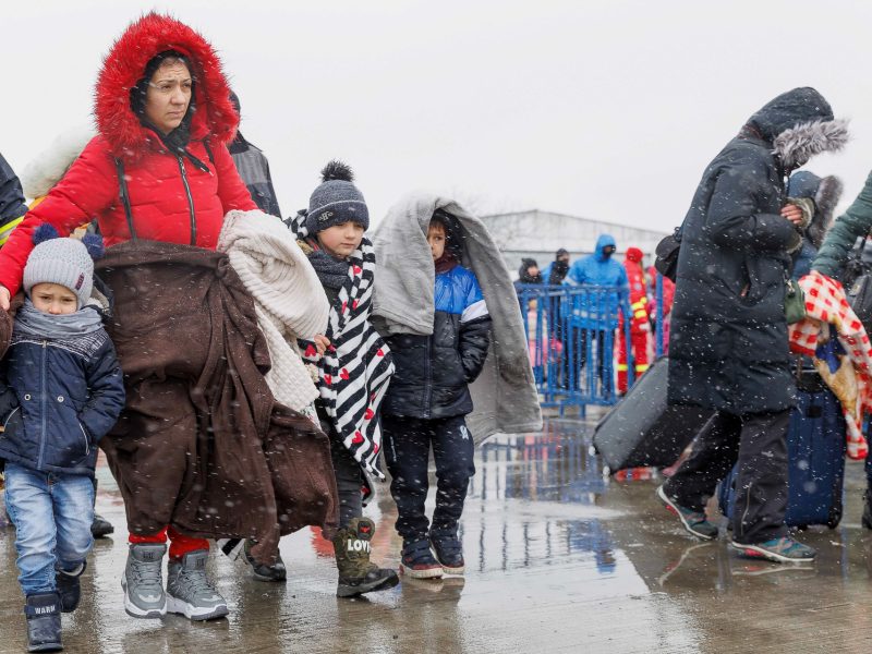 proiect aprobat - românii care primesc ucraineni în casele lor vor primi bani