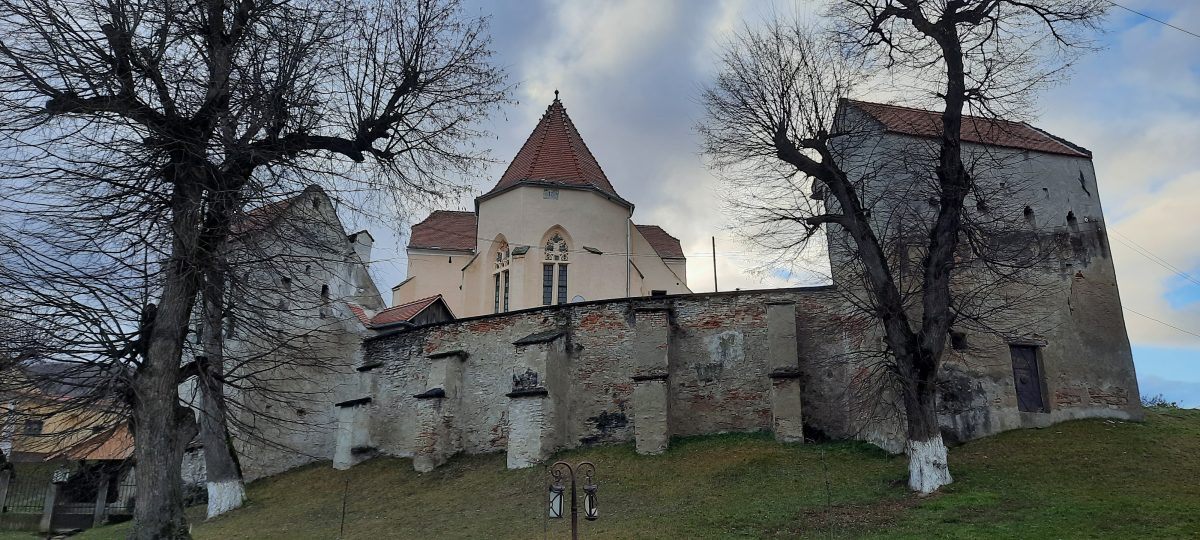 Începe reabilitarea Bisericii Cetate din Șaroș pe Târnave