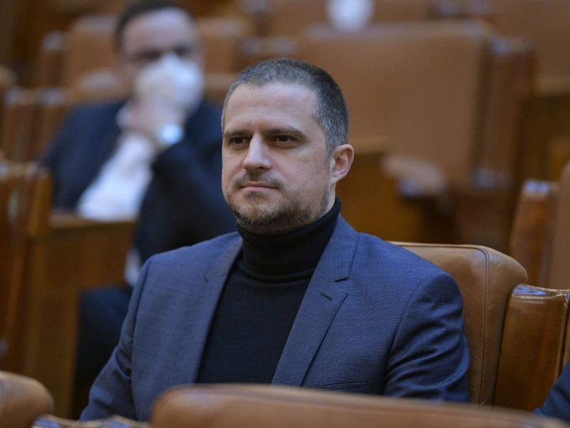 bogdan trif, psd sibiu - ”legea pentru anularea amenzilor a fost adoptată în senat. primele două legi din pachetul de sprijin pentru românia au fost adoptate de camera deputaților”