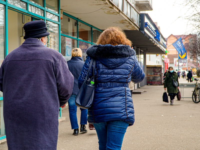 sub o sută de cazuri covid joi în sibiu - incidența în municipiu este 5,61 la mie