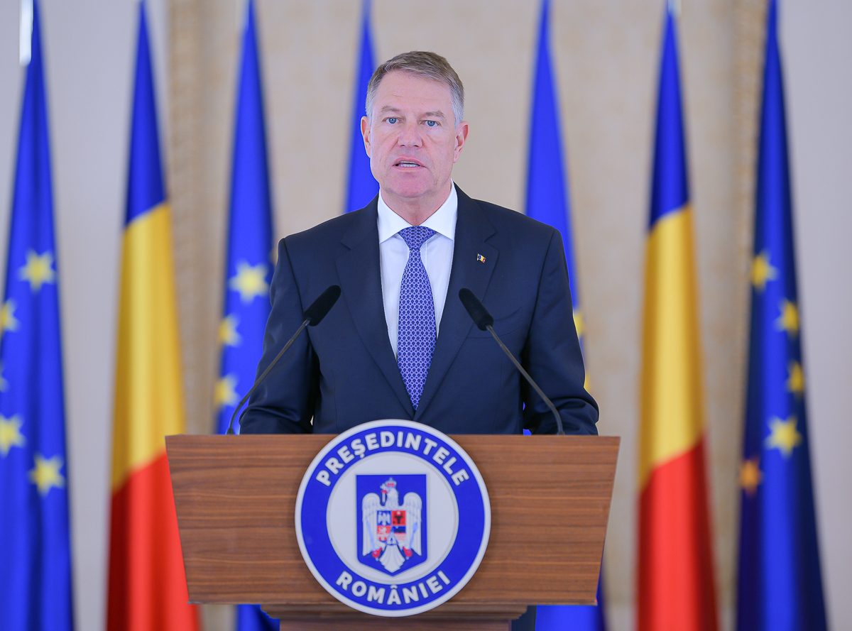 factura electronică devine obligatorie de la 1 iulie - președintele klaus iohannis a semnat legea