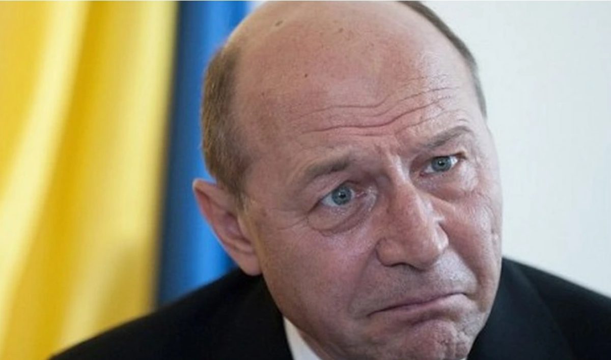 traian băsescu cere revizuirea sentinței de colaborator al securității