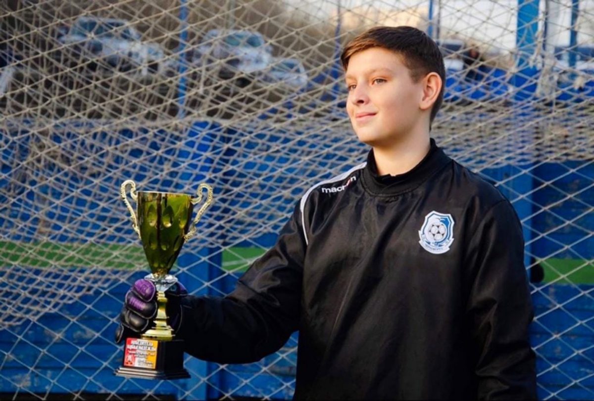 foto: vlad, copilul din ucraina care a fugit din calea războiului - acum joacă fotbal la interstar sibiu