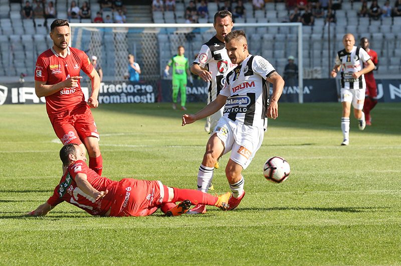 derby în ardeal - fc hermannstadt joacă marți la cluj cu promovarea pe masă