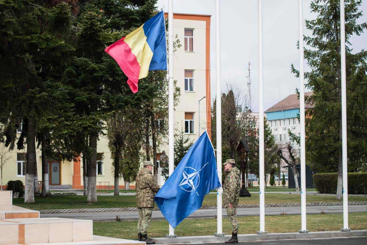 FOTO Ziua NATO, marcată la Academia Forțelor Terestre ”Nicoale Bălcescu” din Sibiu