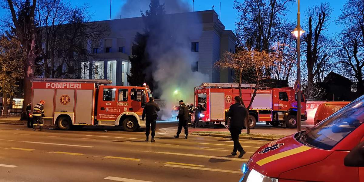 Incidentul de la Ambasada Rusiei din Bucureşti - Cine e șoferul care s-a incendiat după ce a intrat cu mașina în zid