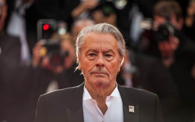 Actorul francez Alain Delon a decis să fie eutanasiat