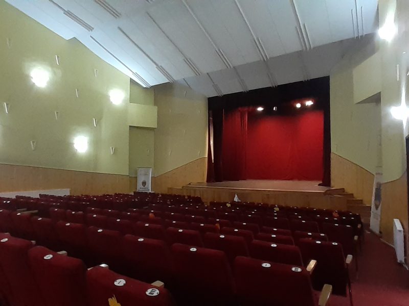 weekend de teatru la sala traube din mediaș