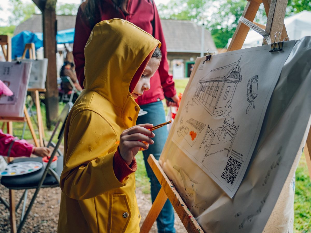 evenimente pentru copii la sibiu de 1 iunie - ateliere de arte marțiale și prezentări ale polițiștilor și piloților la sibiu