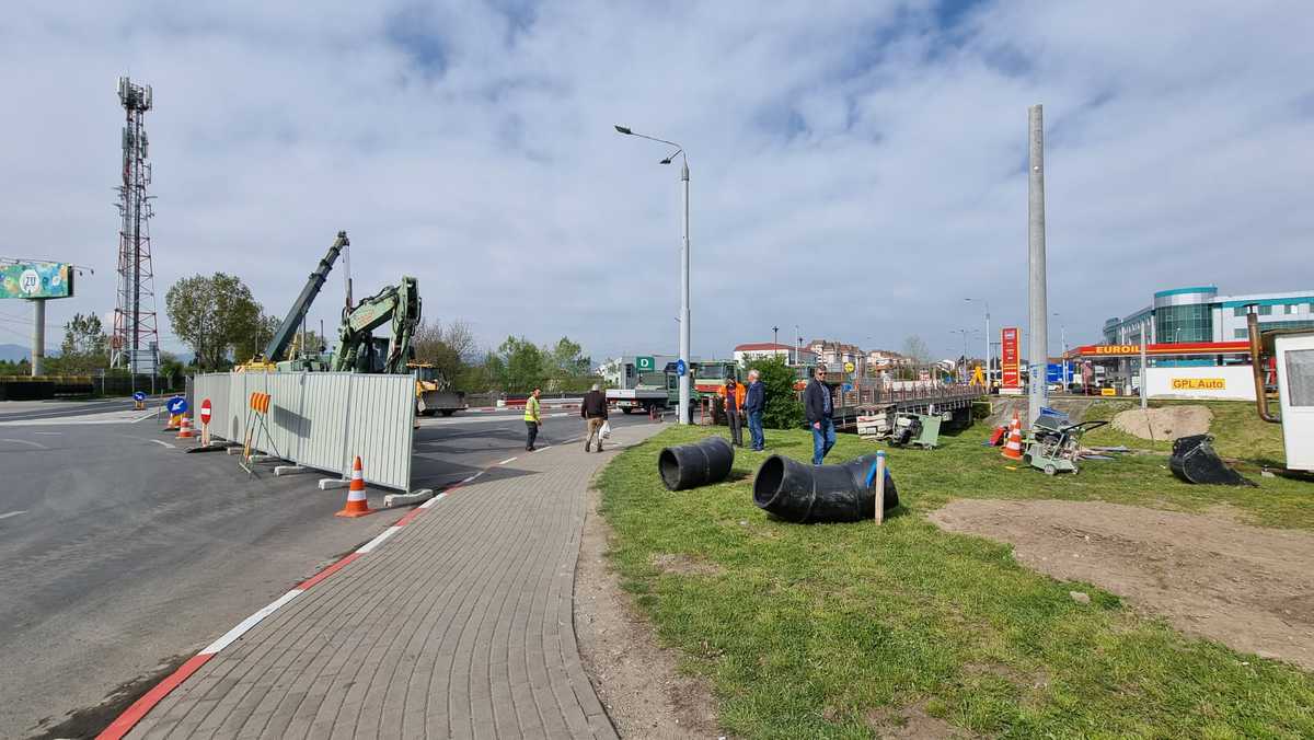 VIDEO FOTO S-a închis podul peste Cibin de pe Șoseaua Alba Iulia - Haos pe străzile alăturate