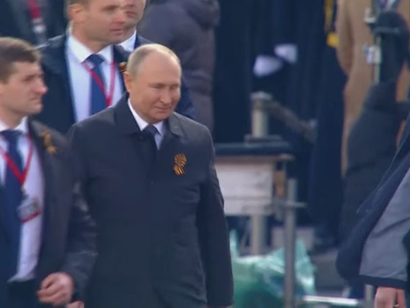 video vladimir putin, vizită surpriză în ucraina - a condus singur un autoturism prin mariupol