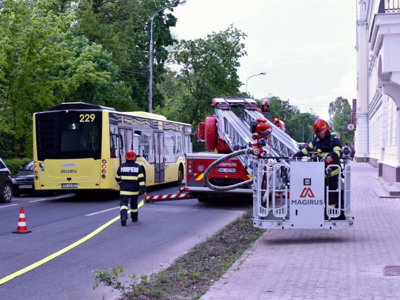 UPDATE Exercițiu la Spitalul Militar din Sibiu - Este simulat un incendiu