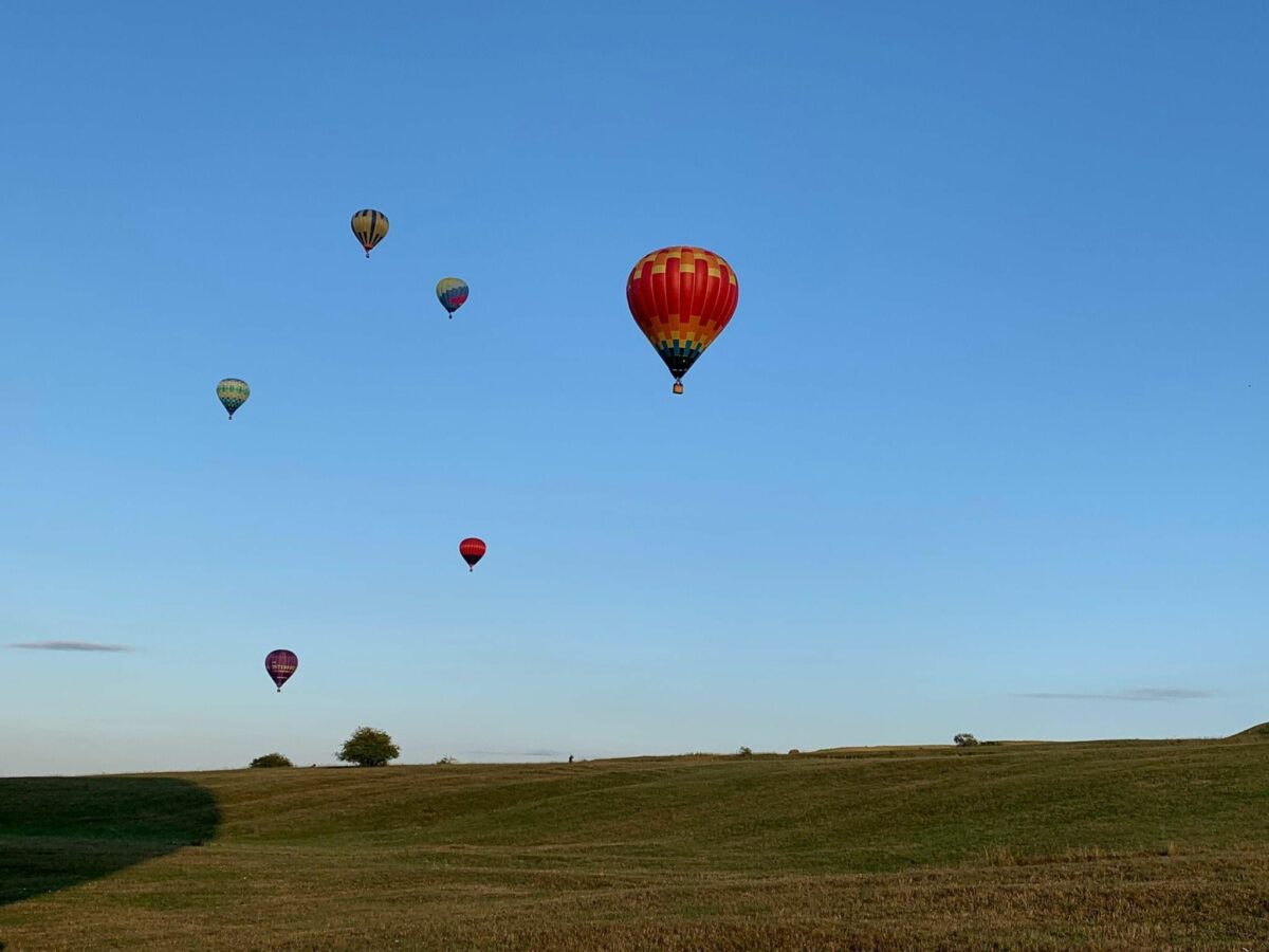 Baloanele cu aer cald revin la Air Sensation - Muzică live la 1000 de metri altitudine