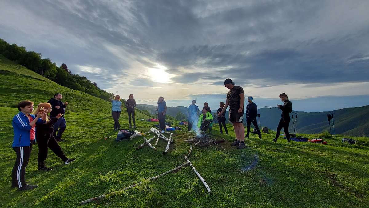 ponturi pentru drumeții - locuri rar călcate de turiști în județul sibiu