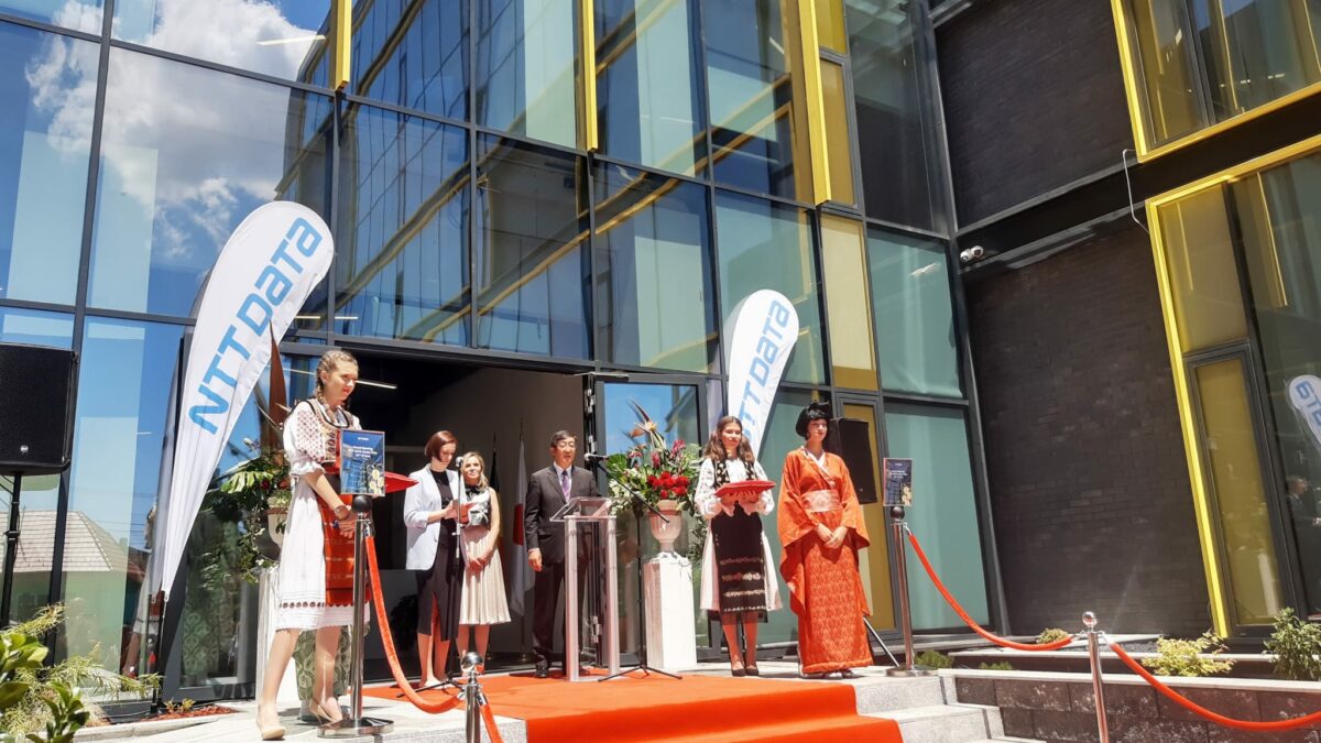 noul sediu ntt data sibiu, inaugurat cu deschiderea oficială a fits - maria metz: „dăm ceva înapoi comunității în care ne-am născut”